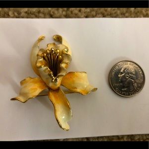 vintage lily brooch